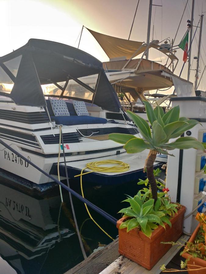 Hotel Desirè charming house boat à Palerme Extérieur photo